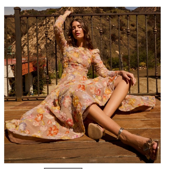 HELSI Tessa Long Sleeve Beaded Gown - Picture 4 of 10